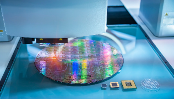 半导体又迎涨价潮！成熟制程产能最快下月调价：涨幅约10%